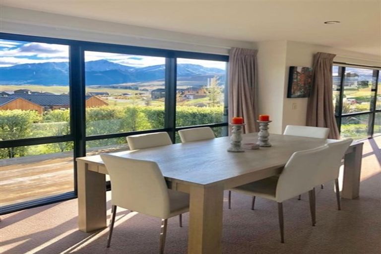 Photo of property in 25 Hackett Road, Jacks Point, Queenstown, 9371