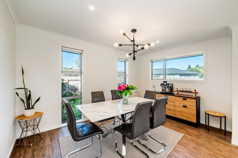 Photo of property in 7 Kikorangi Way, Paraparaumu, 5032