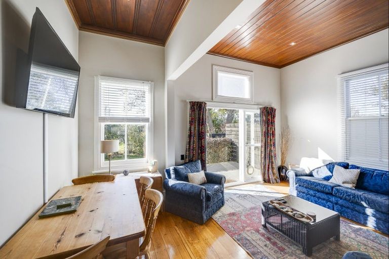 Photo of property in 461 Saint Georges Road, Havelock North, 4130