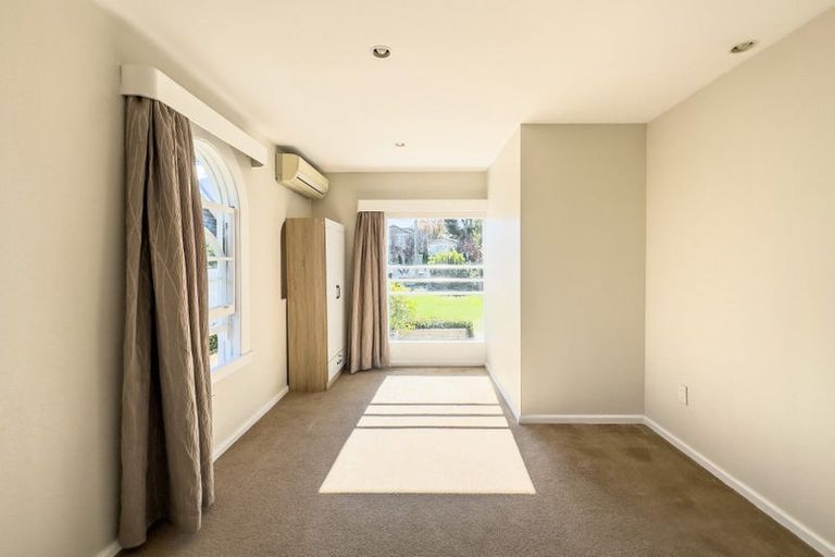 Photo of property in 6 Joyce Crescent, Ilam, Christchurch, 8041