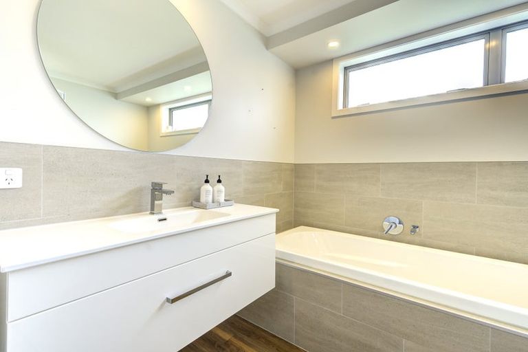 Photo of property in 47 Morrow Avenue, St Andrews, Hamilton, 3200