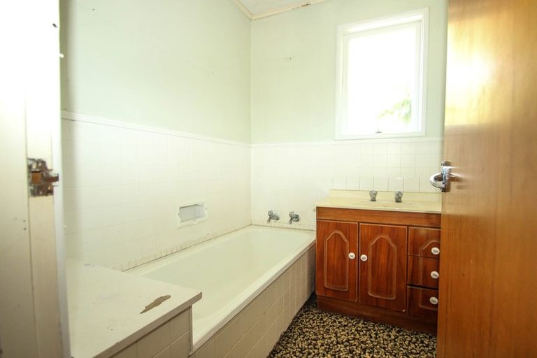 Photo of property in 237 Warwick Road, Mayfair, Hastings, 4122