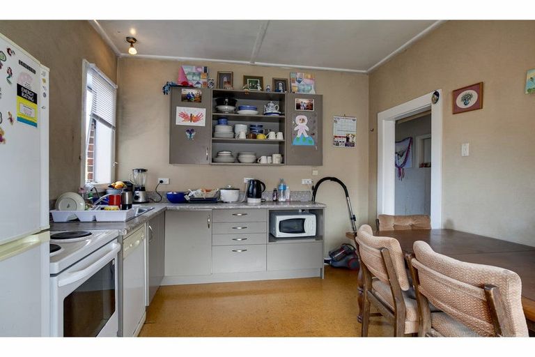 Photo of property in 16 Saint George Street, Watlington, Timaru, 7910