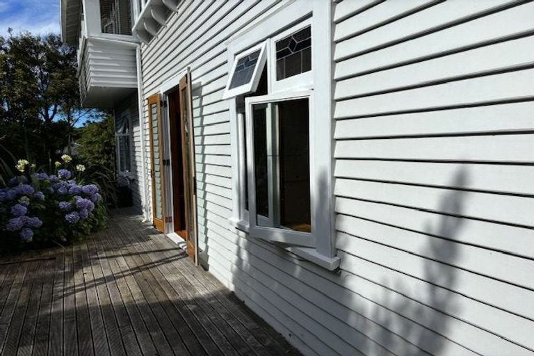 Photo of property in 1 Butt Street, Brooklyn, Wellington, 6021