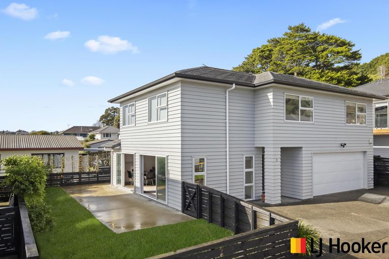 Photo of property in 3 Danden Way, Pukekohe, 2120