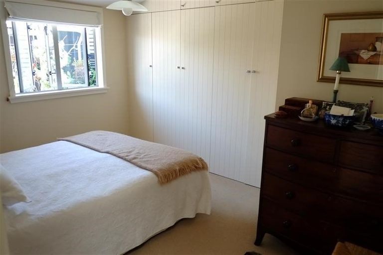 Photo of property in 287 Marine Parade, Napier South, Napier, 4110