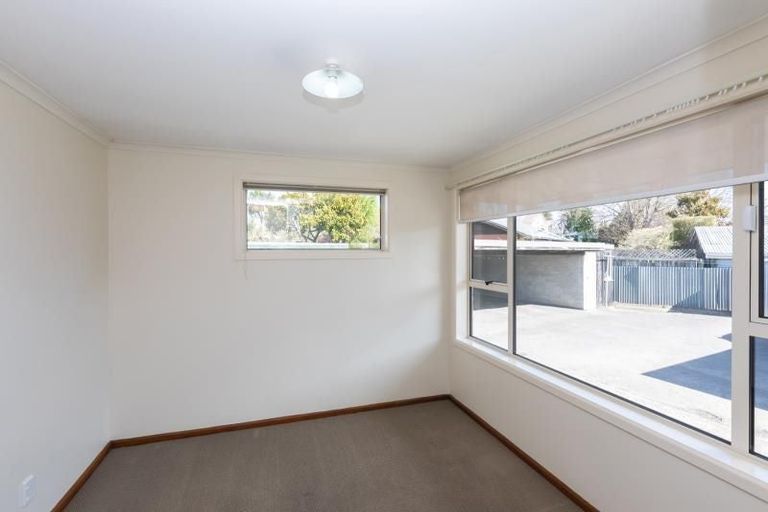Photo of property in 2/42 Aylmer Street, Somerfield, Christchurch, 8024