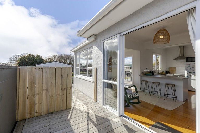 Photo of property in 319 Carrington Street, Vogeltown, New Plymouth, 4310