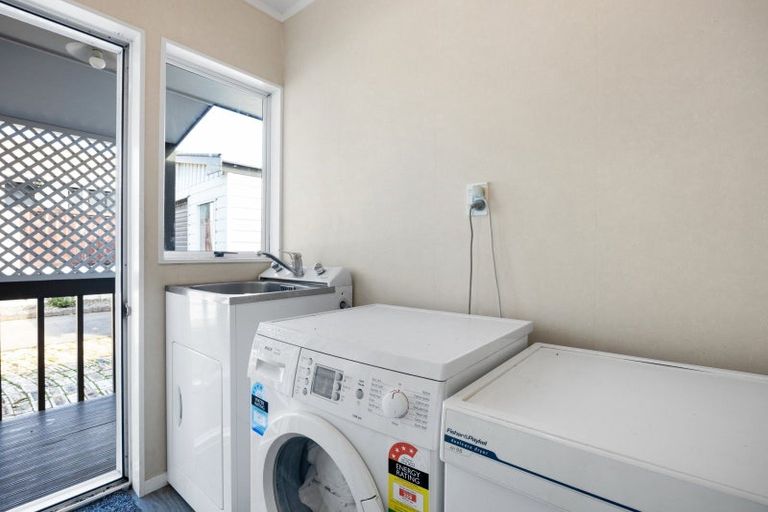 Photo of property in 18 Dixon Road, Fitzroy, Hamilton, 3206