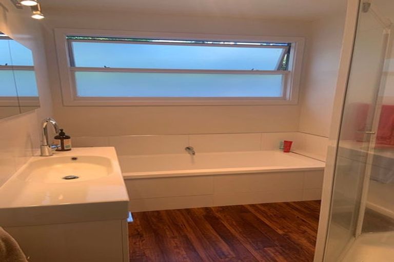 Photo of property in 52 Hawthorne Street, Strowan, Christchurch, 8052