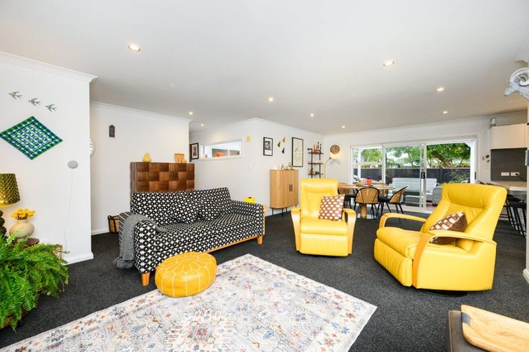 Photo of property in 5a Athlone Place, Hokowhitu, Palmerston North, 4410