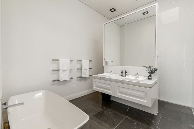 Photo of property in 19 Birdwood Crescent, Parnell, Auckland, 1052