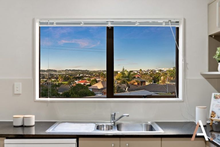 Photo of property in 12b Mataura Place, Clover Park, Auckland, 2019