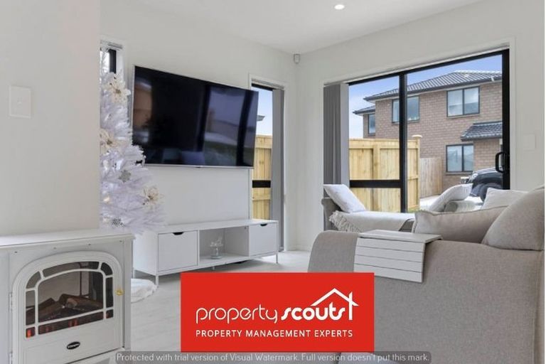 Photo of property in 10 Verdot Close, Kumeu, 0810