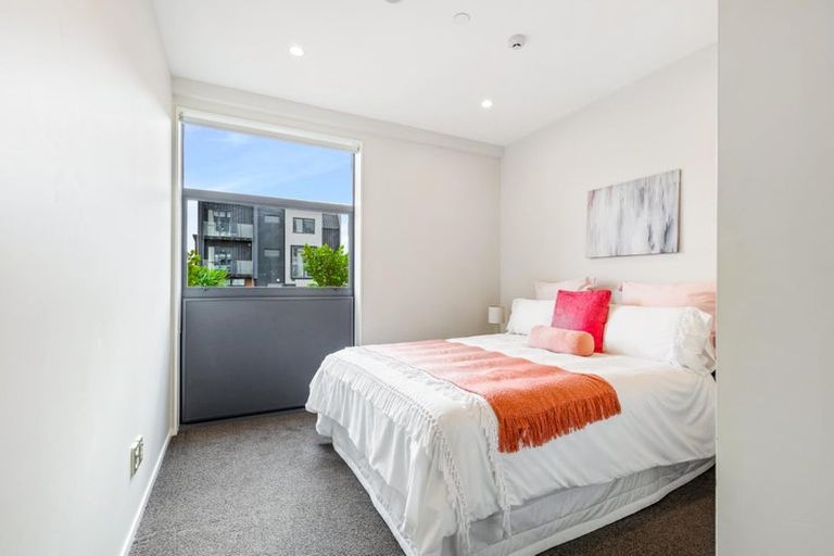 Photo of property in 5/2g Onekiritea Road, Hobsonville, Auckland, 0616