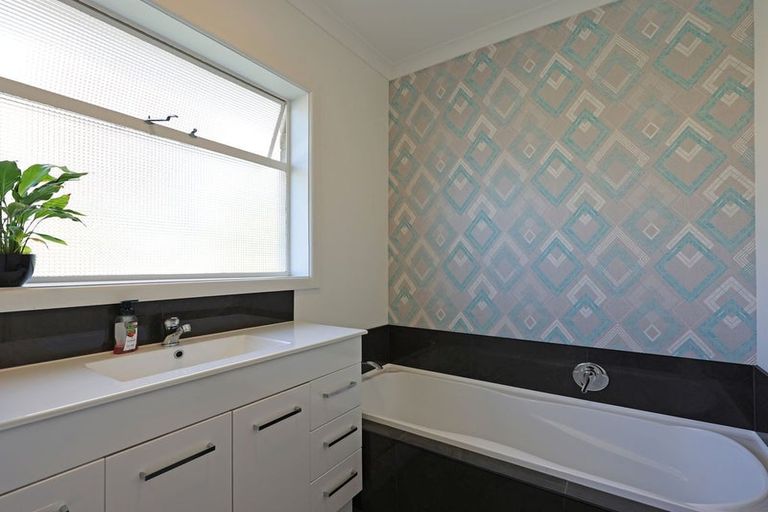 Photo of property in 27a Hull Street, South Hill, Oamaru, 9400