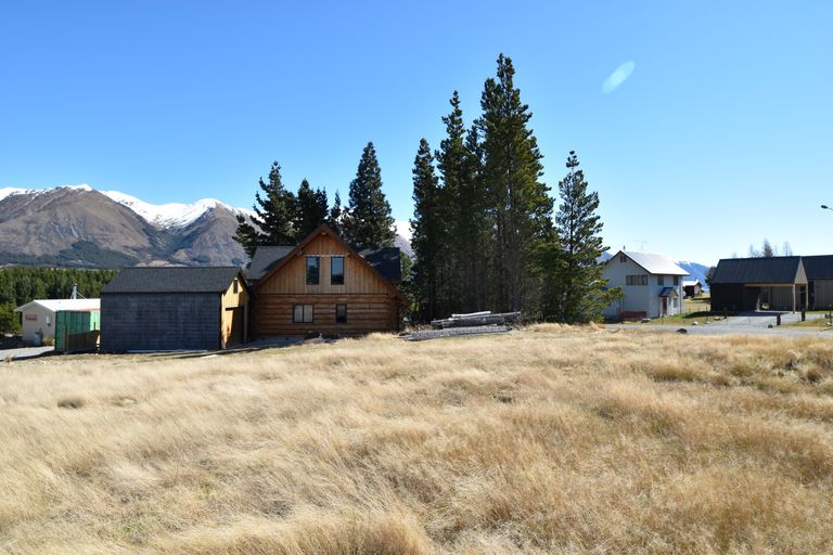 Photo of property in 60 Ohau Drive, Lake Ohau, Twizel, 9412