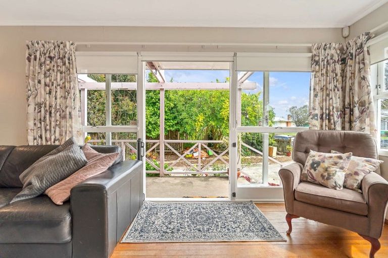 Photo of property in 44 Te Kanawa Crescent, Henderson, Auckland, 0610