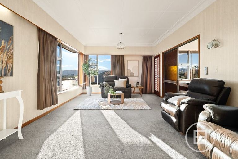 Photo of property in 15 Tweed Street, Kinmont Park, Mosgiel, 9024