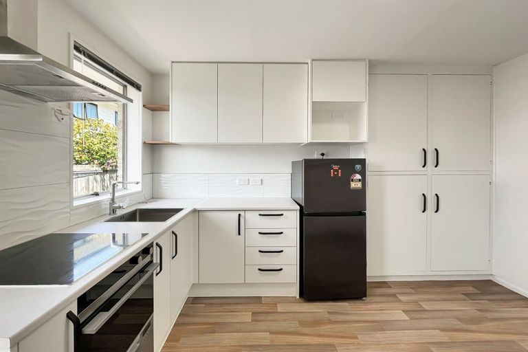 Photo of property in 2/171 Clarence Street, Riccarton, Christchurch, 8011