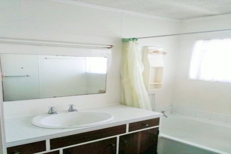 Photo of property in 2/22 Takanini School Road, Takanini, 2112