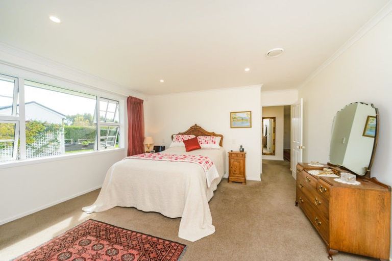 Photo of property in 137 Mount Taylor Drive, Feilding, 4775