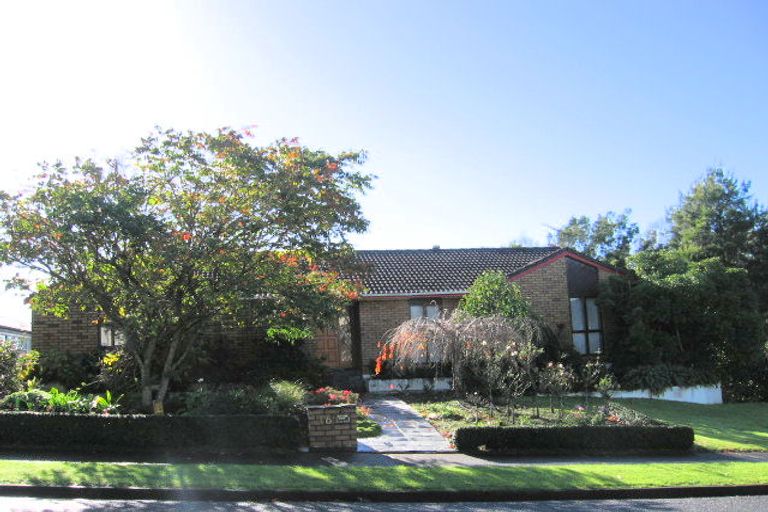 Photo of property in 16 Rapallo Place, Farm Cove, Auckland, 2012