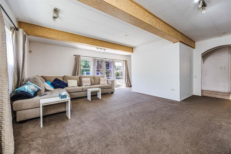Photo of property in 9 Malvina Place, Bucklands Beach, Auckland, 2014