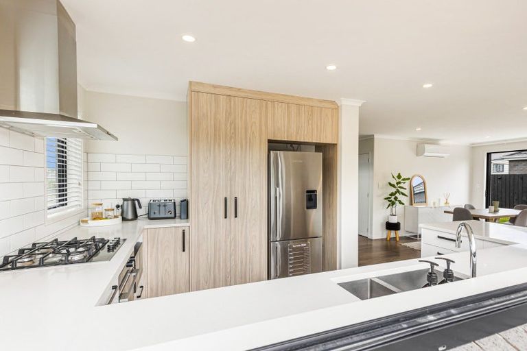 Photo of property in 1/8 Dale Road, Whenuapai, Auckland, 0618