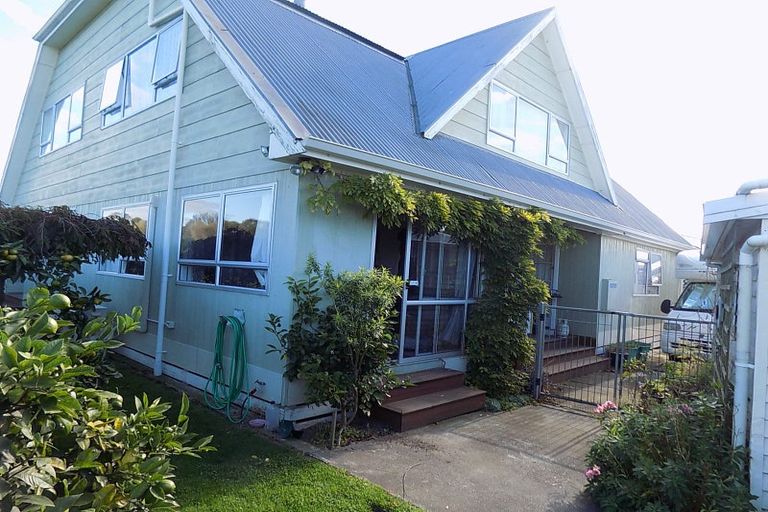 Photo of property in 16a Rata Street, Taradale, Napier, 4112