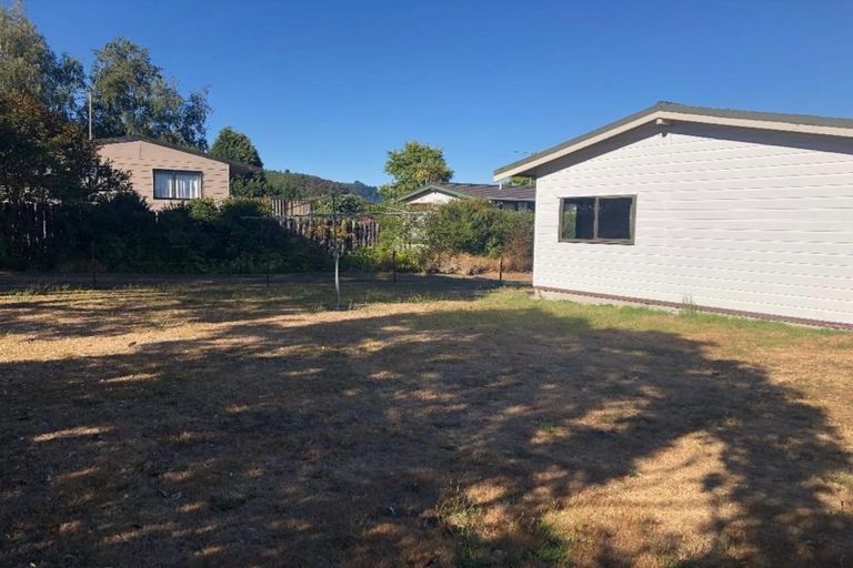 Photo of property in 11 Angela Place, Kinloch, Taupo, 3377