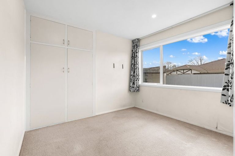 Photo of property in 17 Suva Street, Upper Riccarton, Christchurch, 8041