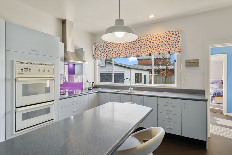 Photo of property in 94 Windermere Road, Papanui, Christchurch, 8053