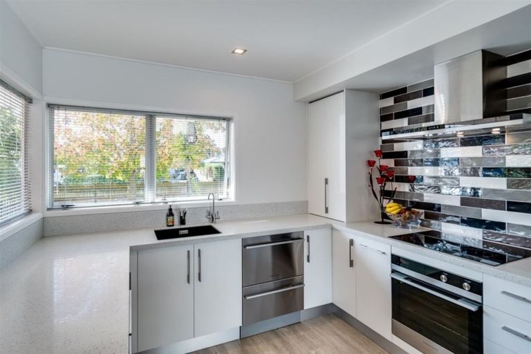 Photo of property in 57 Robinson Crescent, Tamatea, Napier, 4112