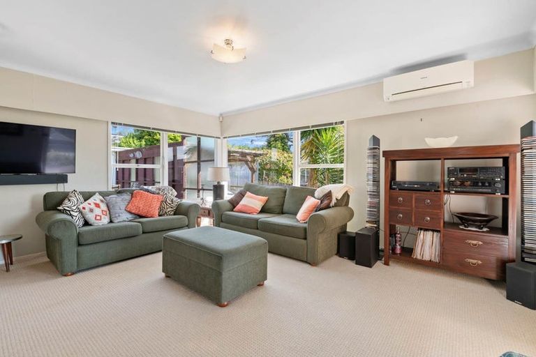 Photo of property in 2/30 Eban Avenue, Hillcrest, Auckland, 0627