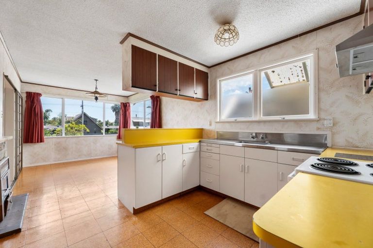 Photo of property in 1130 Papamoa Beach Road, Papamoa Beach, Papamoa, 3118