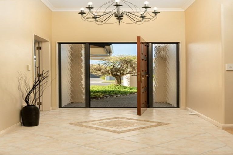 Photo of property in 98 Santa Monica Drive, Papamoa Beach, Papamoa, 3118