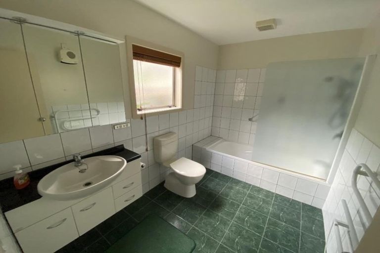 Photo of property in 89 Seatoun Heights Road, Seatoun, Wellington, 6022