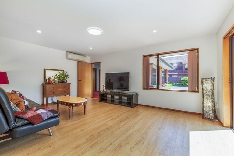 Photo of property in 1/17 Worthy Street, Ilam, Christchurch, 8041