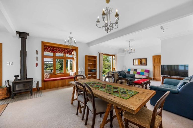 Photo of property in 27 Sackville Street, Martinborough, 5711