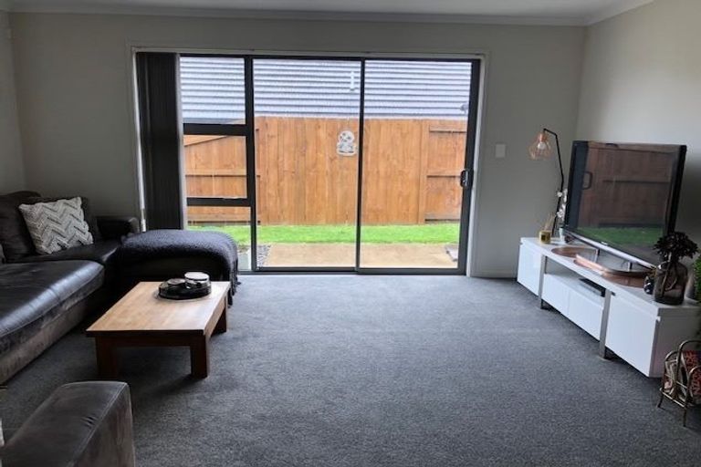 Photo of property in 52 Fairfax Crescent, Pyes Pa, Tauranga, 3112