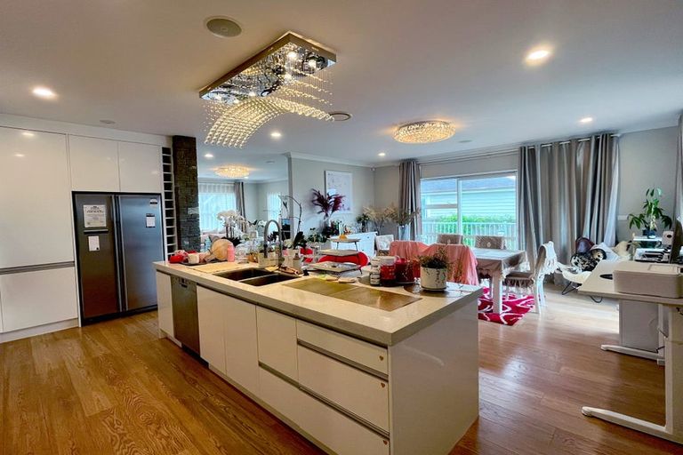 Photo of property in 16 Gumdigger Rise, Silverdale, 0932