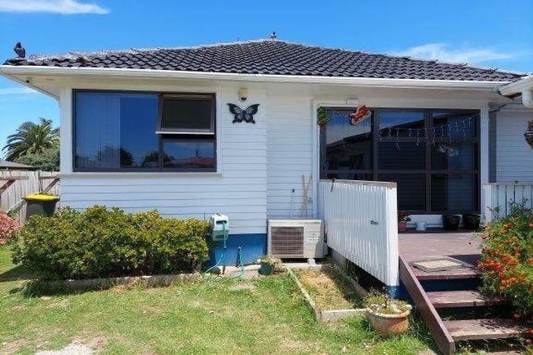 Photo of property in 7 Glen Norman Avenue, Henderson, Auckland, 0610
