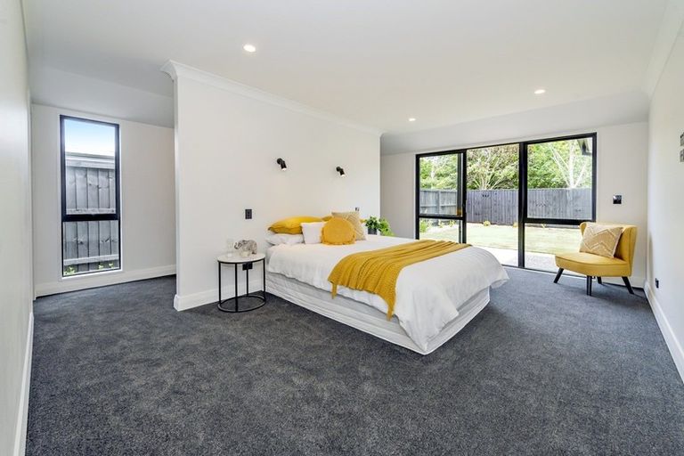 Photo of property in 15 Whitburn Avenue, Halswell, Christchurch, 8025