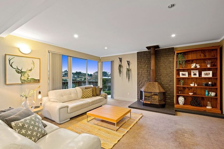 Photo of property in 14 Bellringer Road, Massey, Auckland, 0614