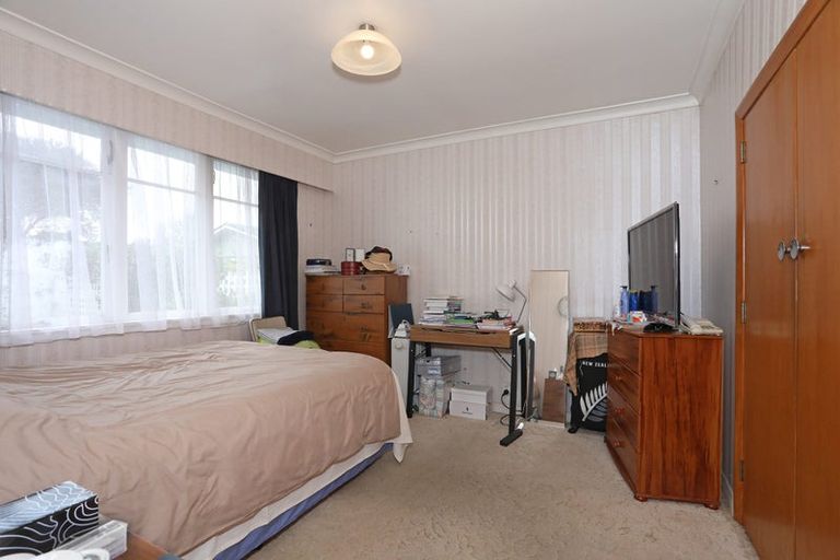 Photo of property in 1/115 Victoria Avenue, Hokowhitu, Palmerston North, 4410