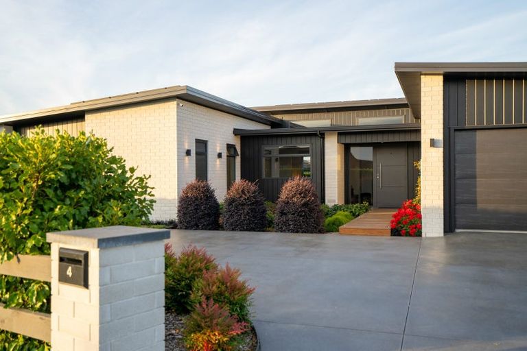 Photo of property in 4 Moemoea Place, Cambridge, 3434