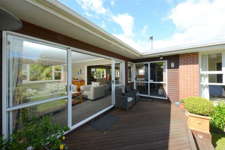 Photo of property in 45 Liverton Crescent, Bishopdale, Christchurch, 8053