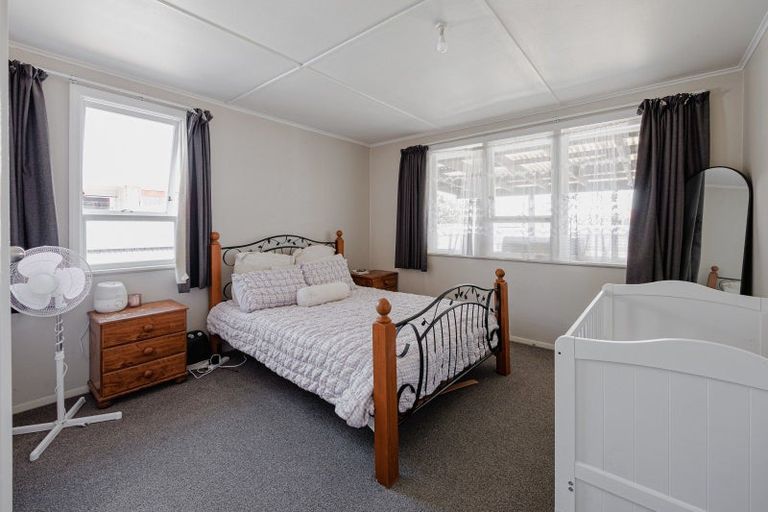 Photo of property in 74 Dundee Drive, Flaxmere, Hastings, 4120