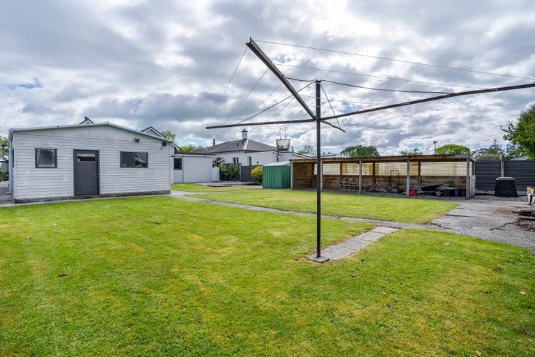 Photo of property in 33 Mary Street, Winton, 9720